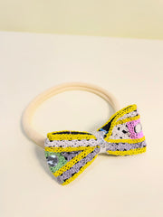 Pari Hoon Main Baby Headband with multicolor crochet bow, perfect Navratri baby hair accessory for festive Garba outfits and traditional celebrations.