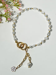 Lumba, Reimagined — Ivory Bloom | 4-in-1 Baroque Pearl Lumba Rakhi