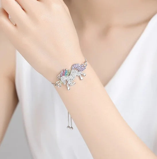 Silver Crystal Unicorn Bracelet – Adjustable Belt Design [ABR027]