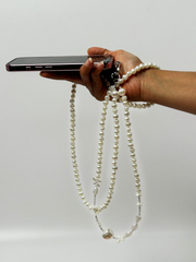 Arendelle Handmade Pearl Beaded Mobile Lanyard Necklace with Universal Holder | Minimal Neck Accessory for Smartphones