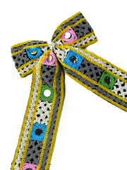 Pari Hoon Main Pigtail Bow – Dandiya Special Navratri Hair Accessory