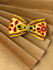 Kesariyo Big Bow – Festive Navratri Hair Accessory for Girls