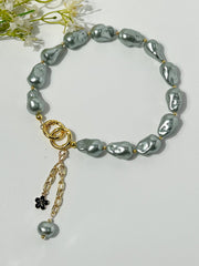 Lumba, Reimagined — Moonstone | 4-in-1 Baroque Pearl Lumba Rakhi