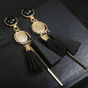 Black and Gold Spike and Tassel Cera Earrings [AER015-a]