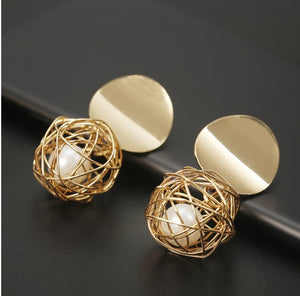 Gold Mesh Ball Clare Earrings [AER018]